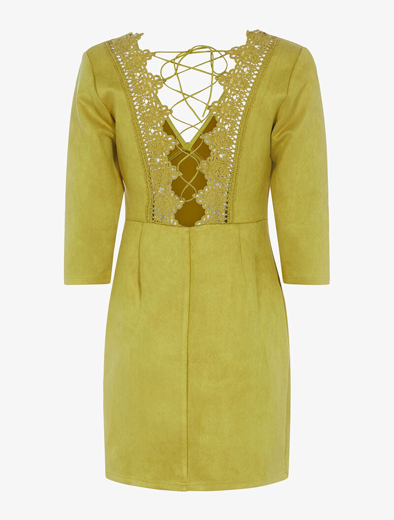 Robe en suédine à dos ouvert et bord dentelle - jaune anis - 2