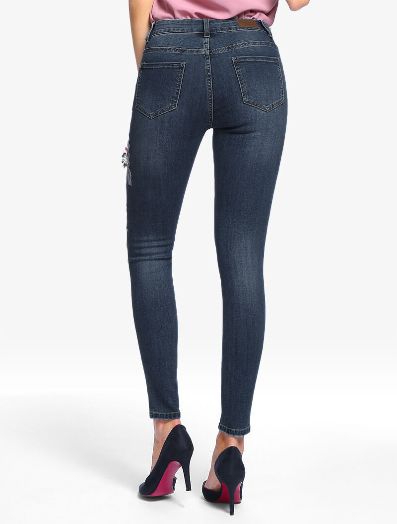 Jean 7/8 mit Blumenbesätzen - Rohdenim
