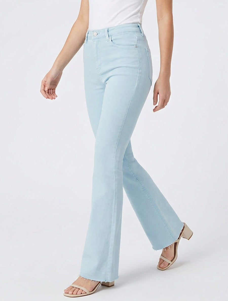 High-Waist-Jeans mit ausgefransten Kanten - Himmelblau