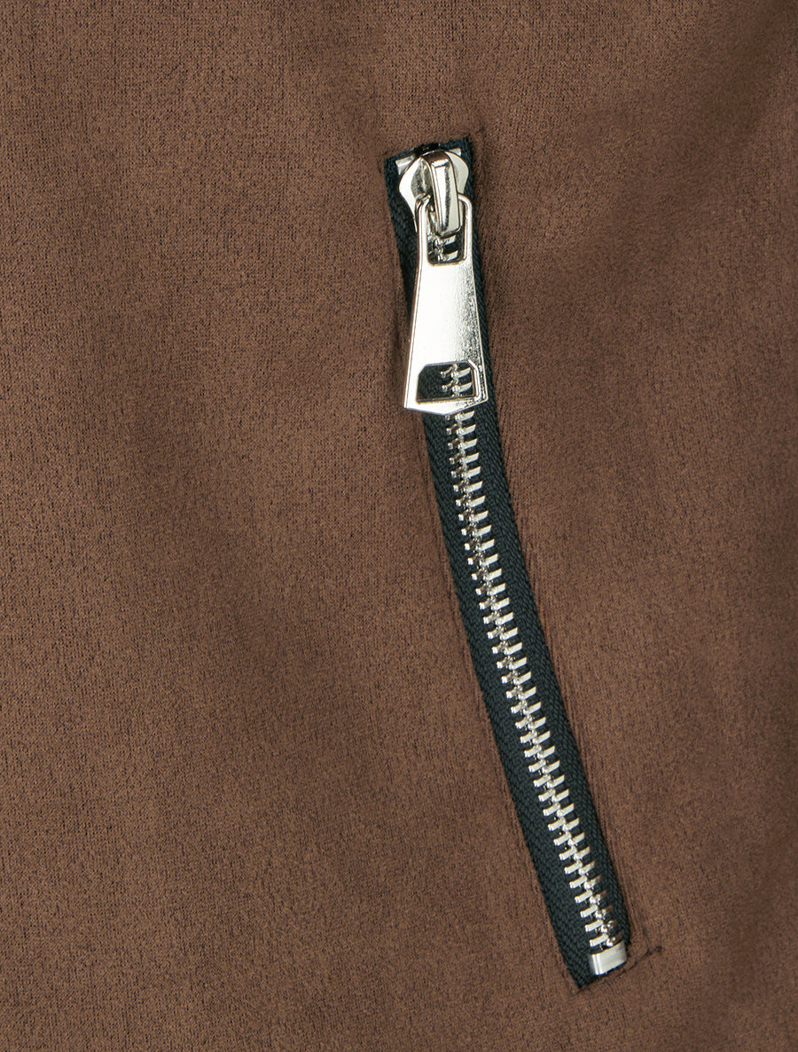 Jacke aus Wildlederimitat mit dekorativen Reißverschlusstaschen - Braun