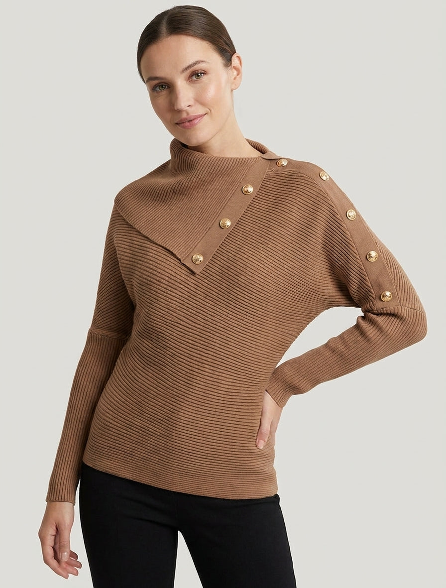 Einfarbiger Rollkragenpullover mit stylisiertem Kragen - Kamel