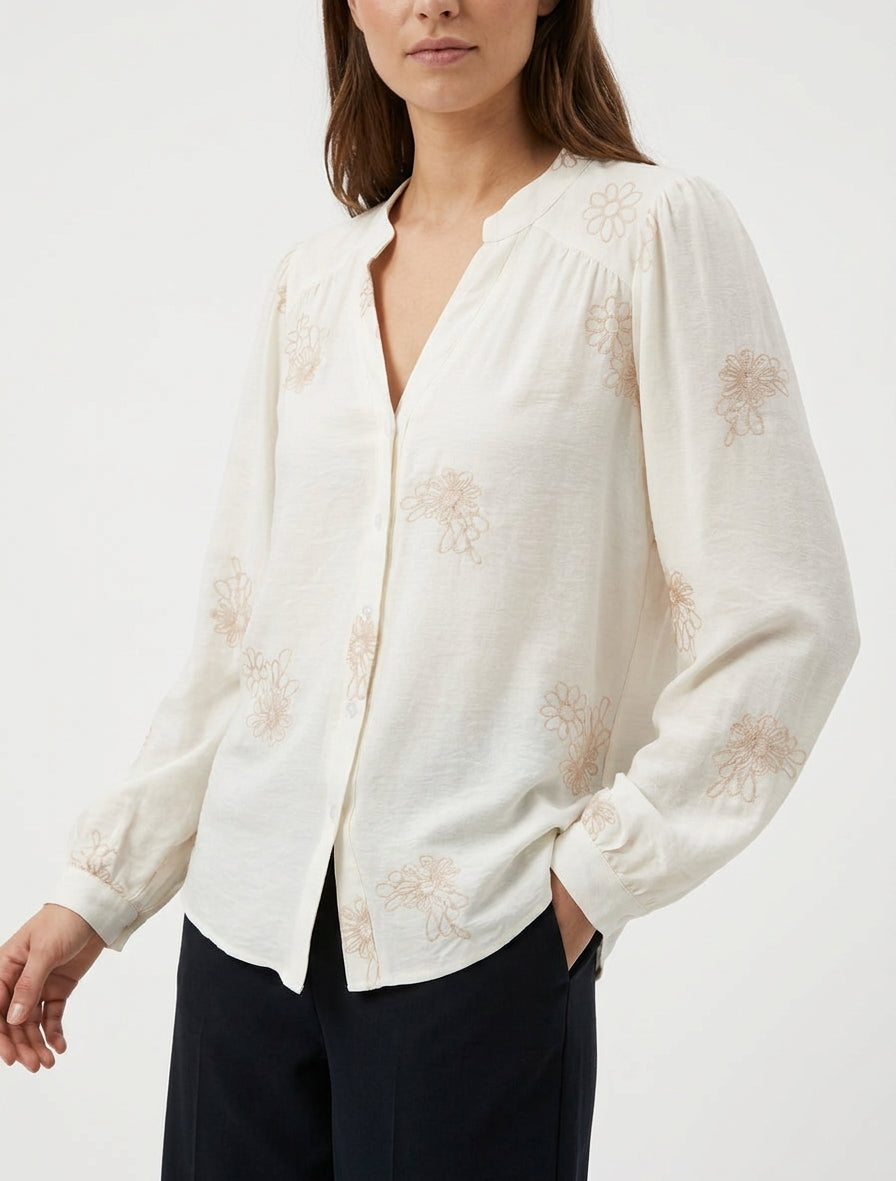 Fließende Bluse mit Blumenstickereien - Ecru