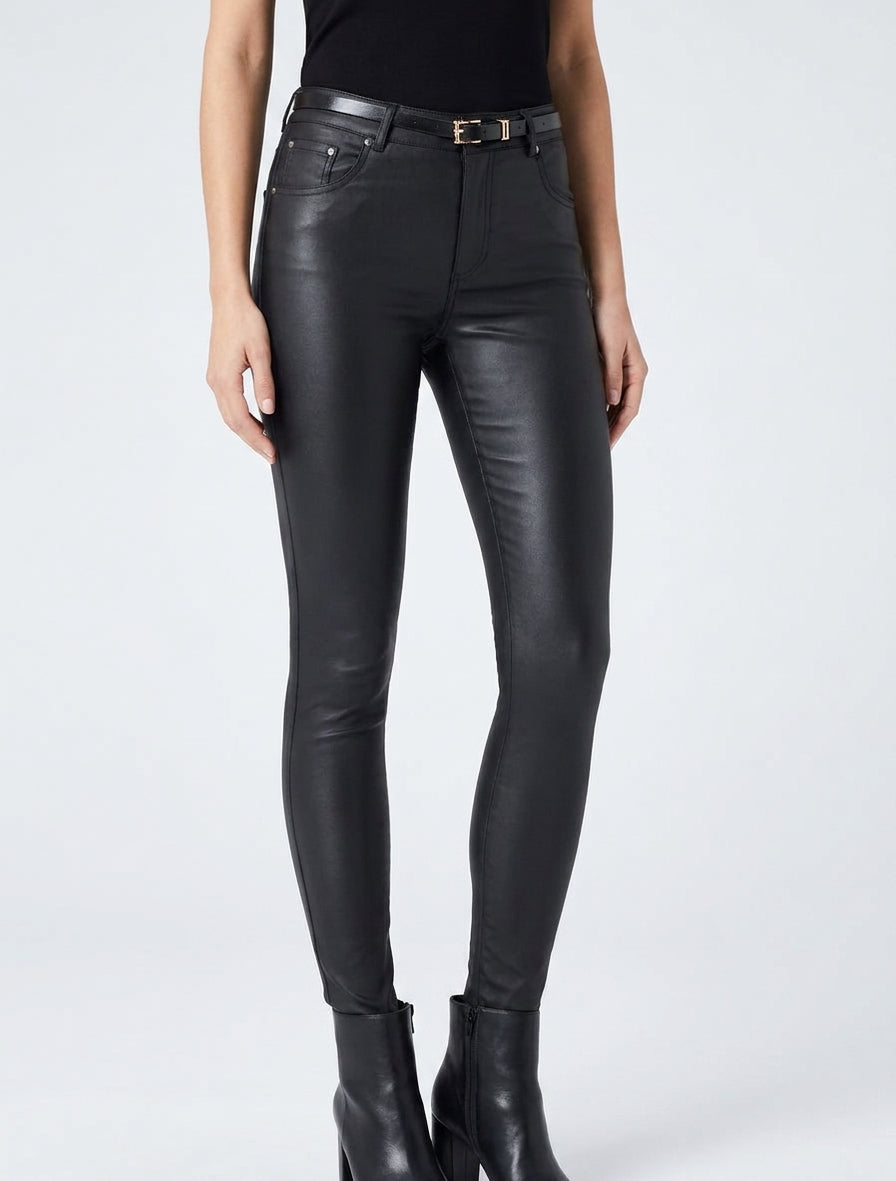 Beschichtete Skinny-Hose - Schwarz