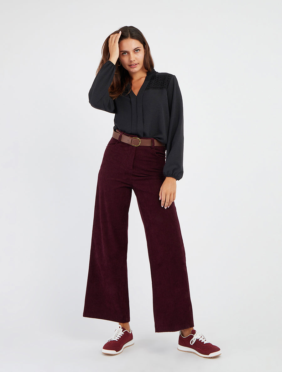 Fließende Bluse mit Ballonschnitt und Häkel-Detail - Schwarz