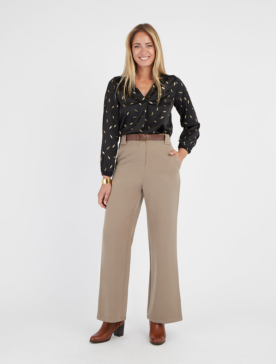 Blouse satinée à motif plumes irisées - Noir - 8