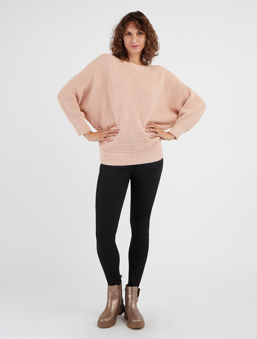 Einfarbiger Pullover mit Fledermausärmeln - Rose