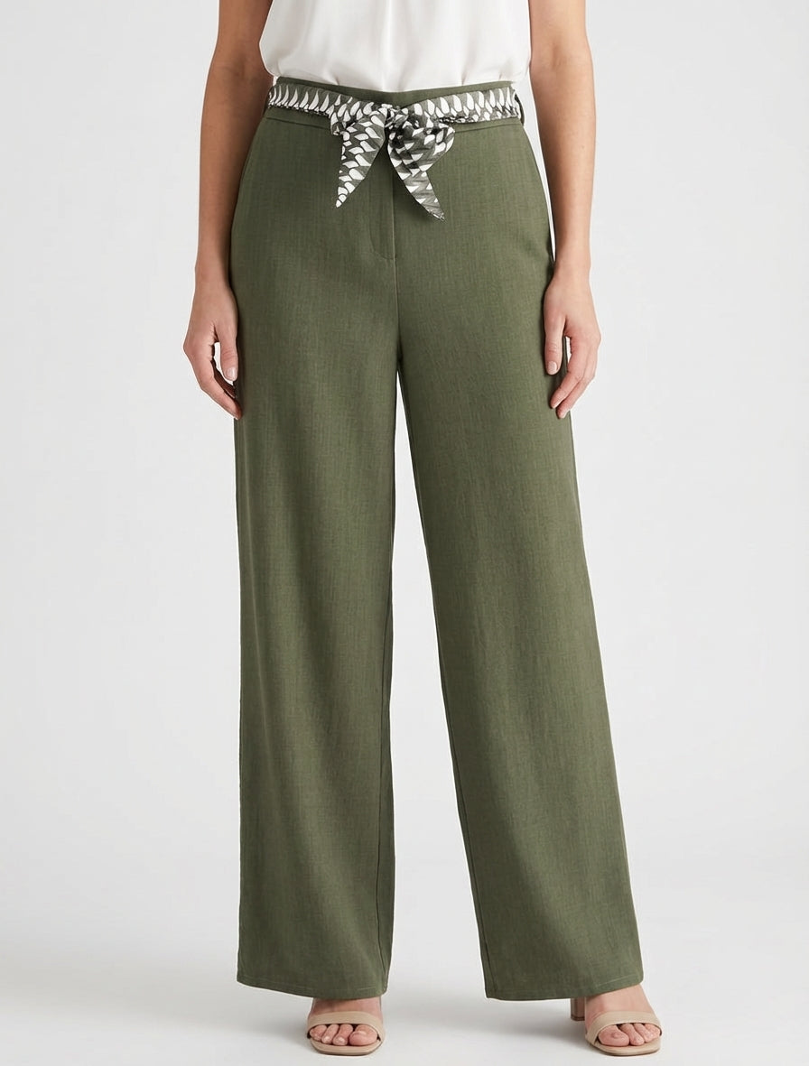 Weite, einfarbige und gegürtete Hose - Kaki