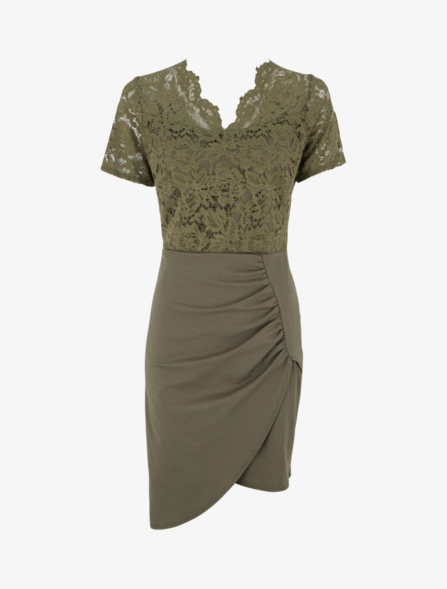 Tailliertes Kleid mit kurzen Ärmeln und Spitze - Kaki