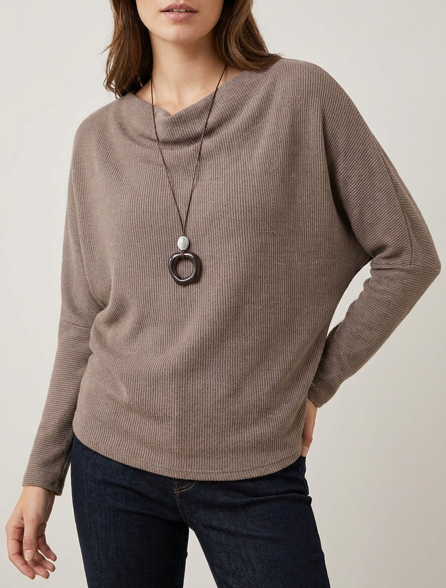Gerippter Pullover mit Fledermausärmeln und Wasserfallausschnitt - Maulwurf