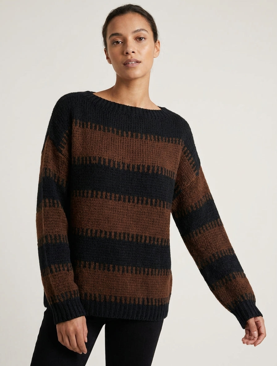 Quadratisch geschnittener Pullover mit fantasievollen Streifen - Schwarz