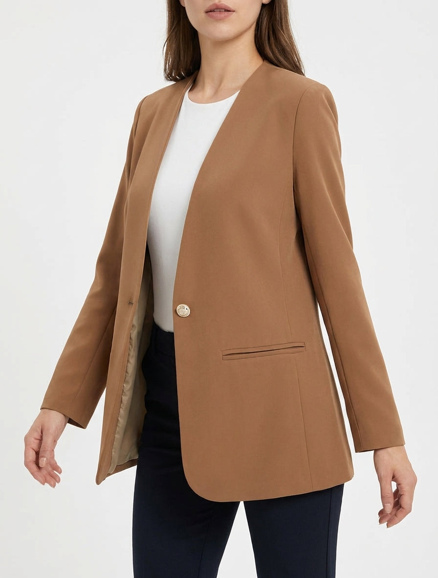 Einfarbiger Blazer mit Knöpfen - Kamel
