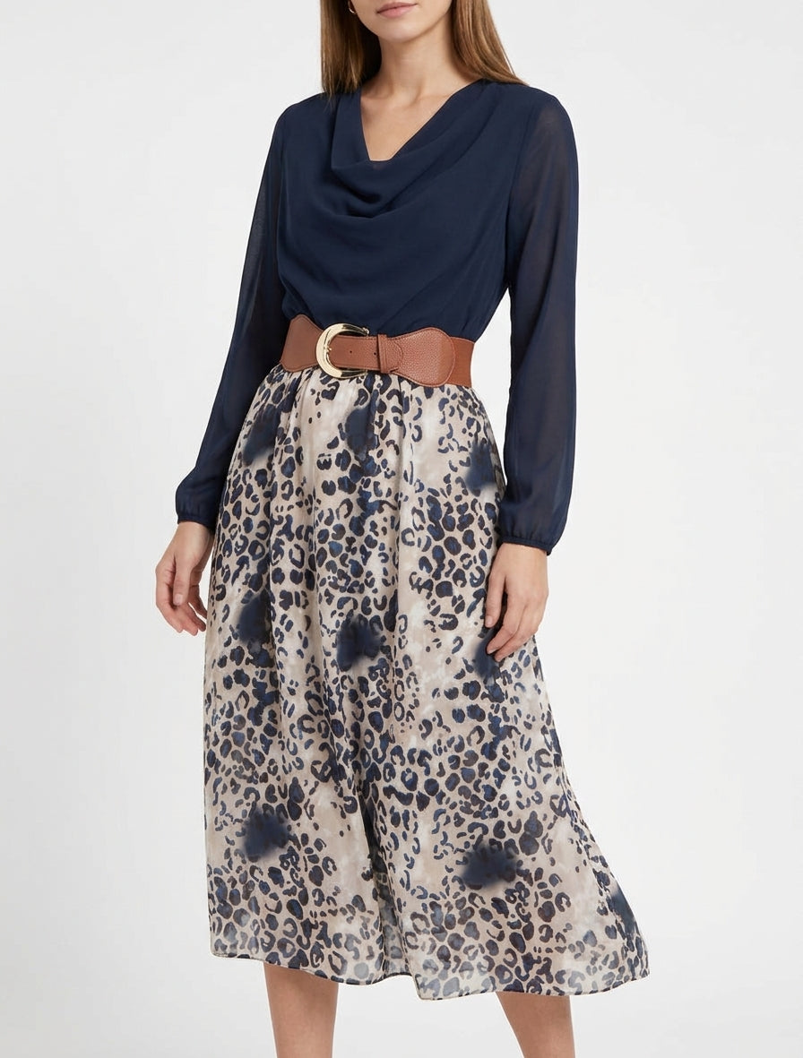 Gerade geschnittenes Leopardenkleid mit langen Ärmeln - Marine