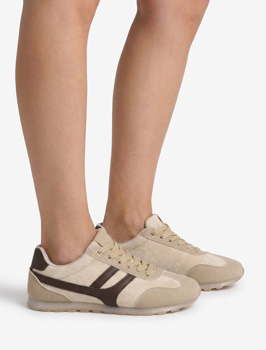 Sneaker aus Wildleder in Unioptik - Beige