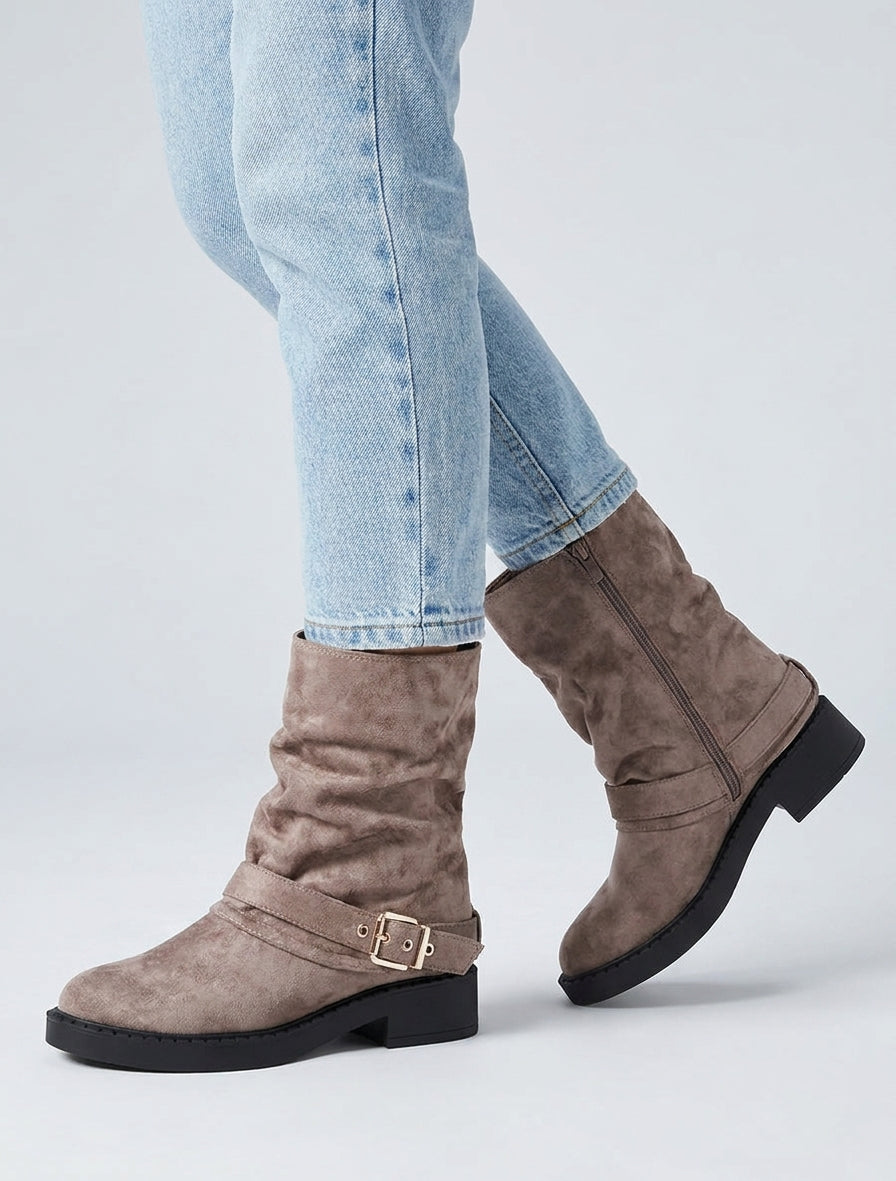 Umgekippte Stiefeletten aus Wildleder - Maulwurf