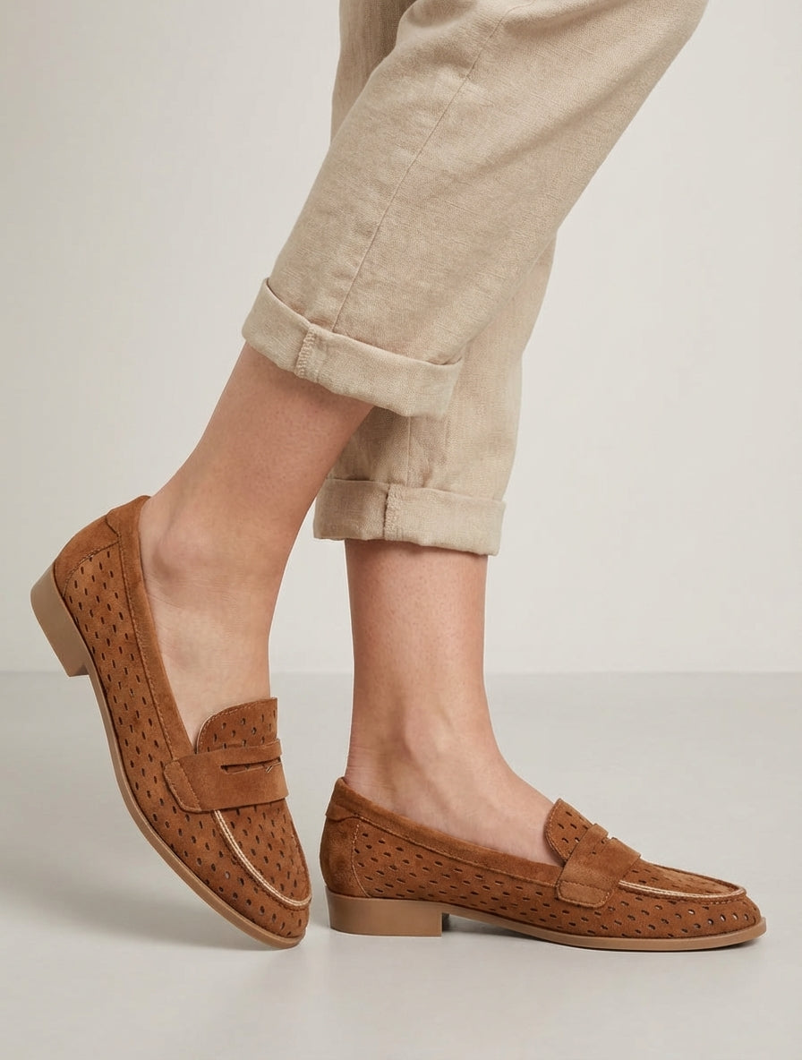 Durchbrochene Mokassins aus Wildlederimitat - Kamel