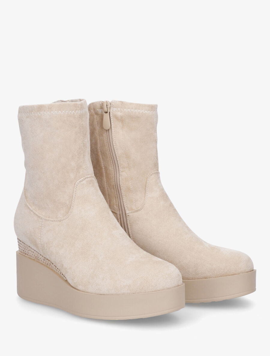 Bottines compensées en suédine et souples - Beige - 4