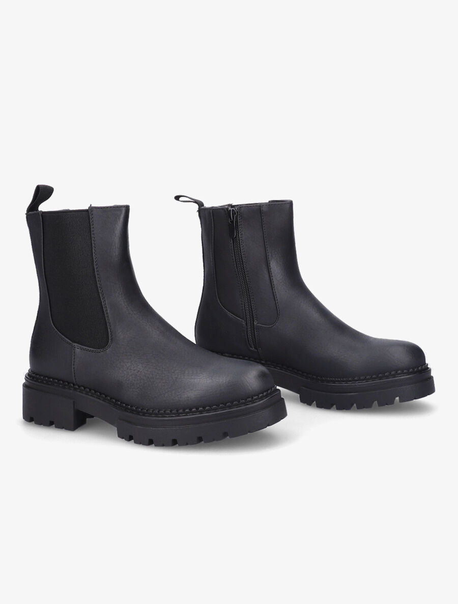 Boots à semelle crantée - Noir - 4
