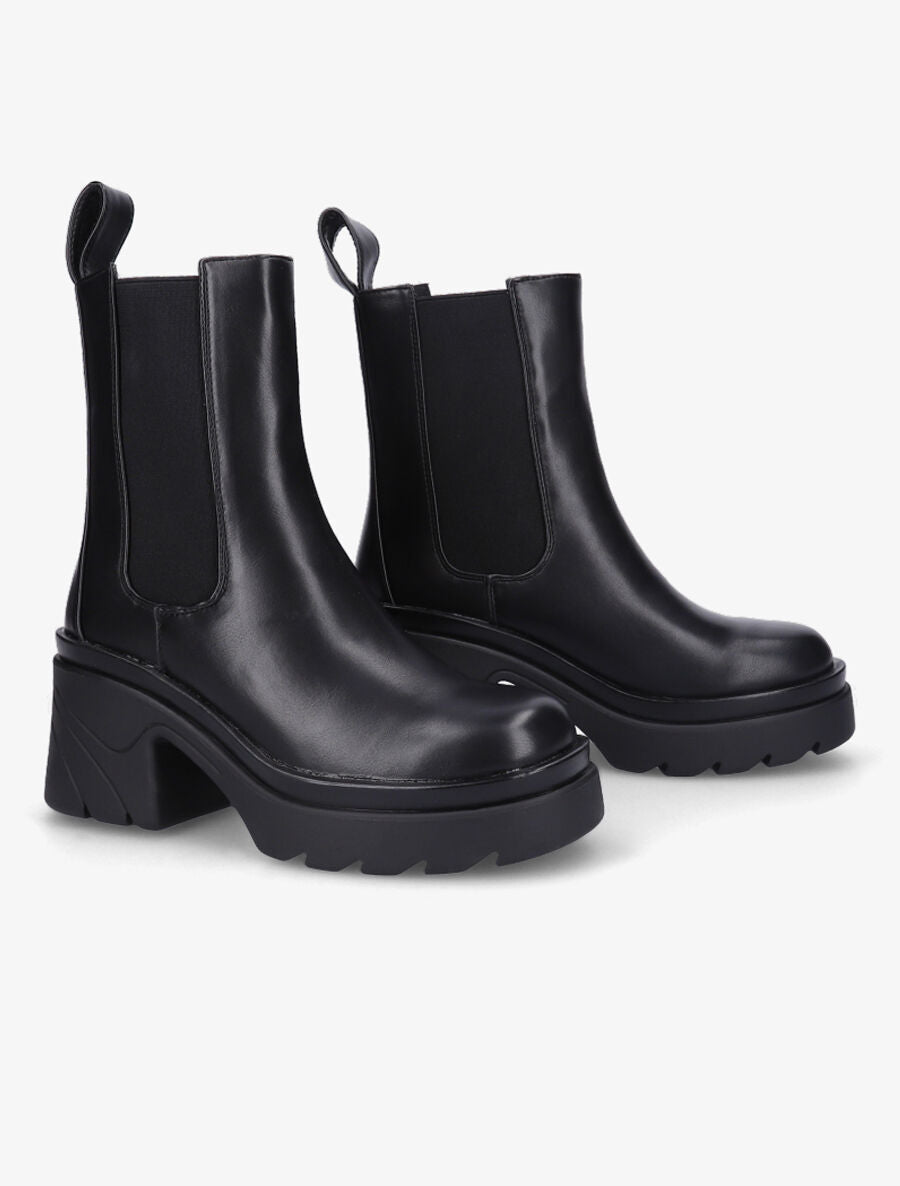Boots crantées à semelle plateforme - Noir - 4