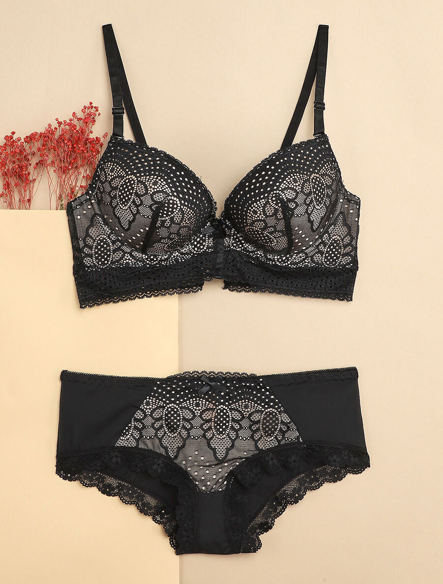 Ensemble à bord large en dentelle piquetée et shorty - Noir/nude - 1