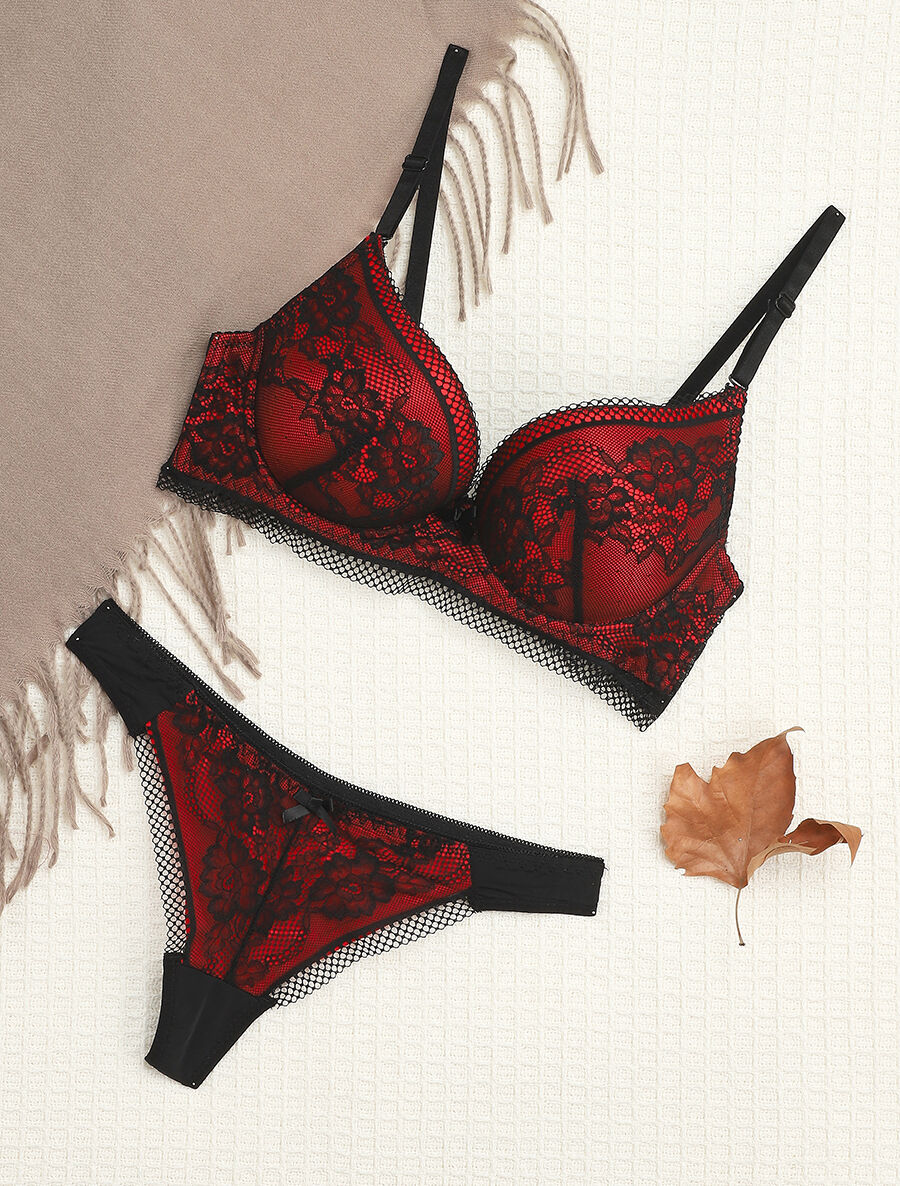 Ensemble à fine broderie fleurie et string - Noir/rouge - 1