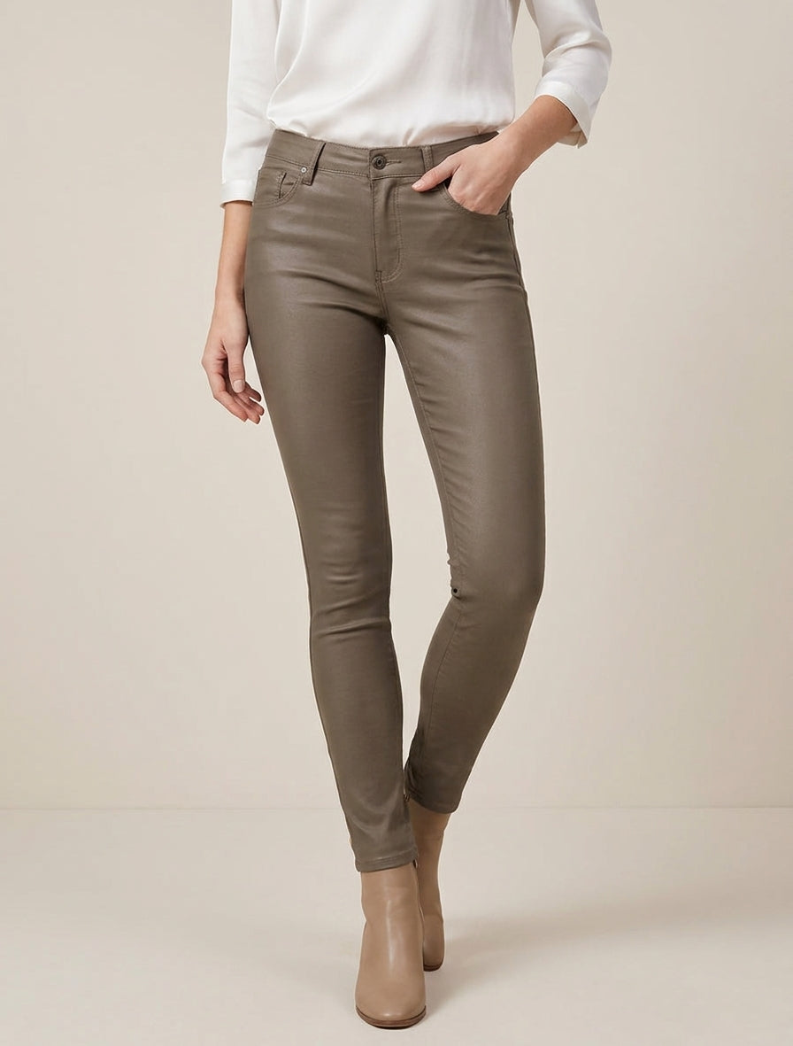Jeans in Wachseffekt - Dunkelmaulwurf