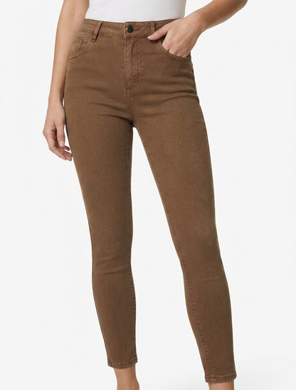 Schmal geschnittene Jeans mit hoher Taille - Braun