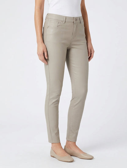 Slim-Fit-Hose in beschichteter Lederoptik - Beige