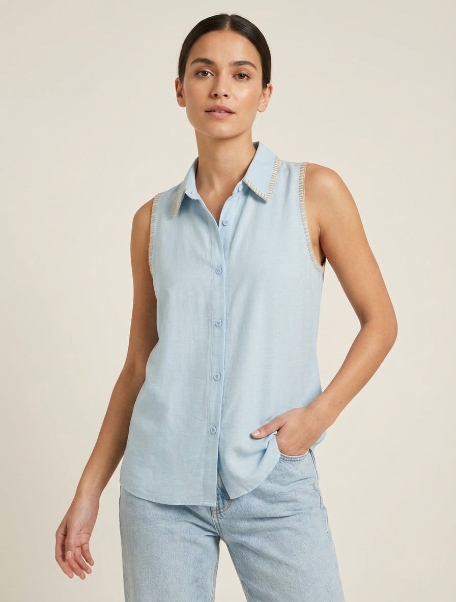 Ärmellose einfarbige Bluse mit Knöpfen - Himmelblau