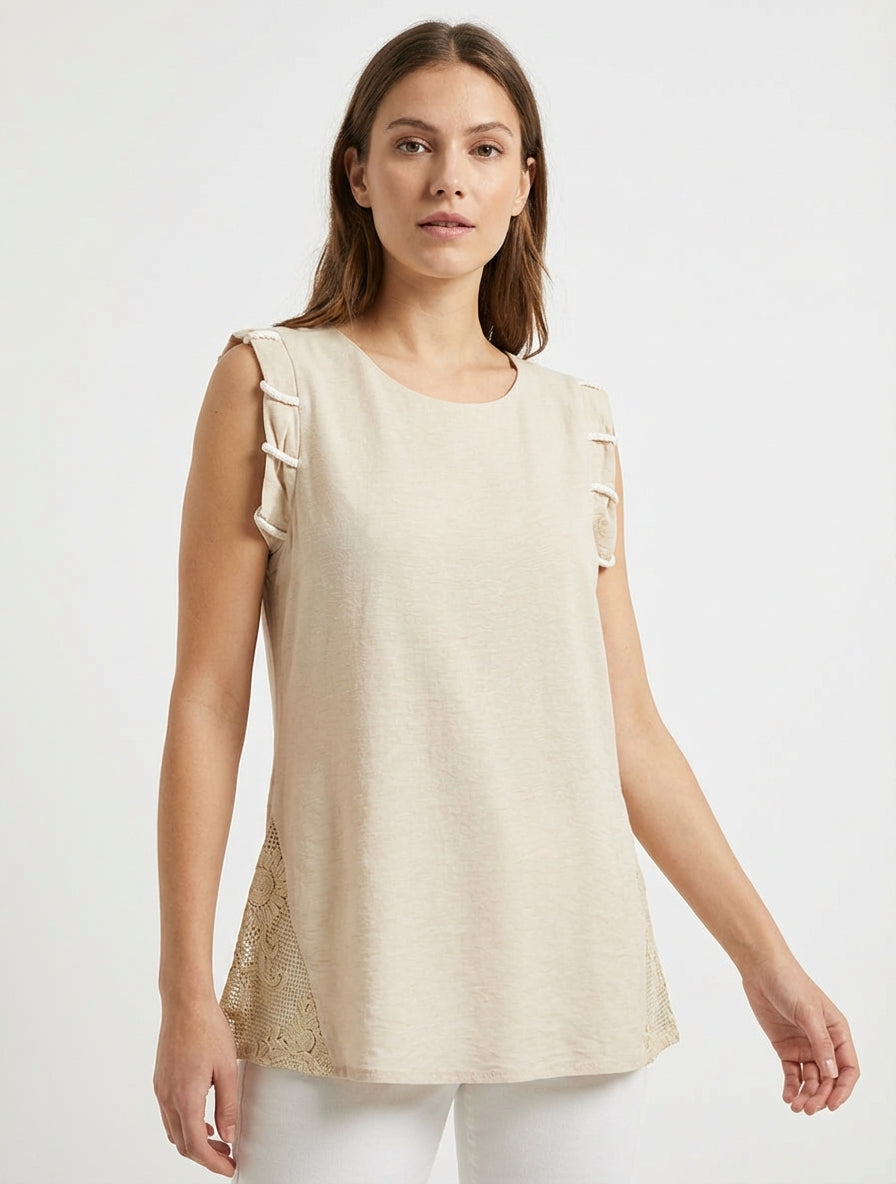 Oberteil mit Kordeleffekt-Details und durchbrochener Stickerei. - Beige