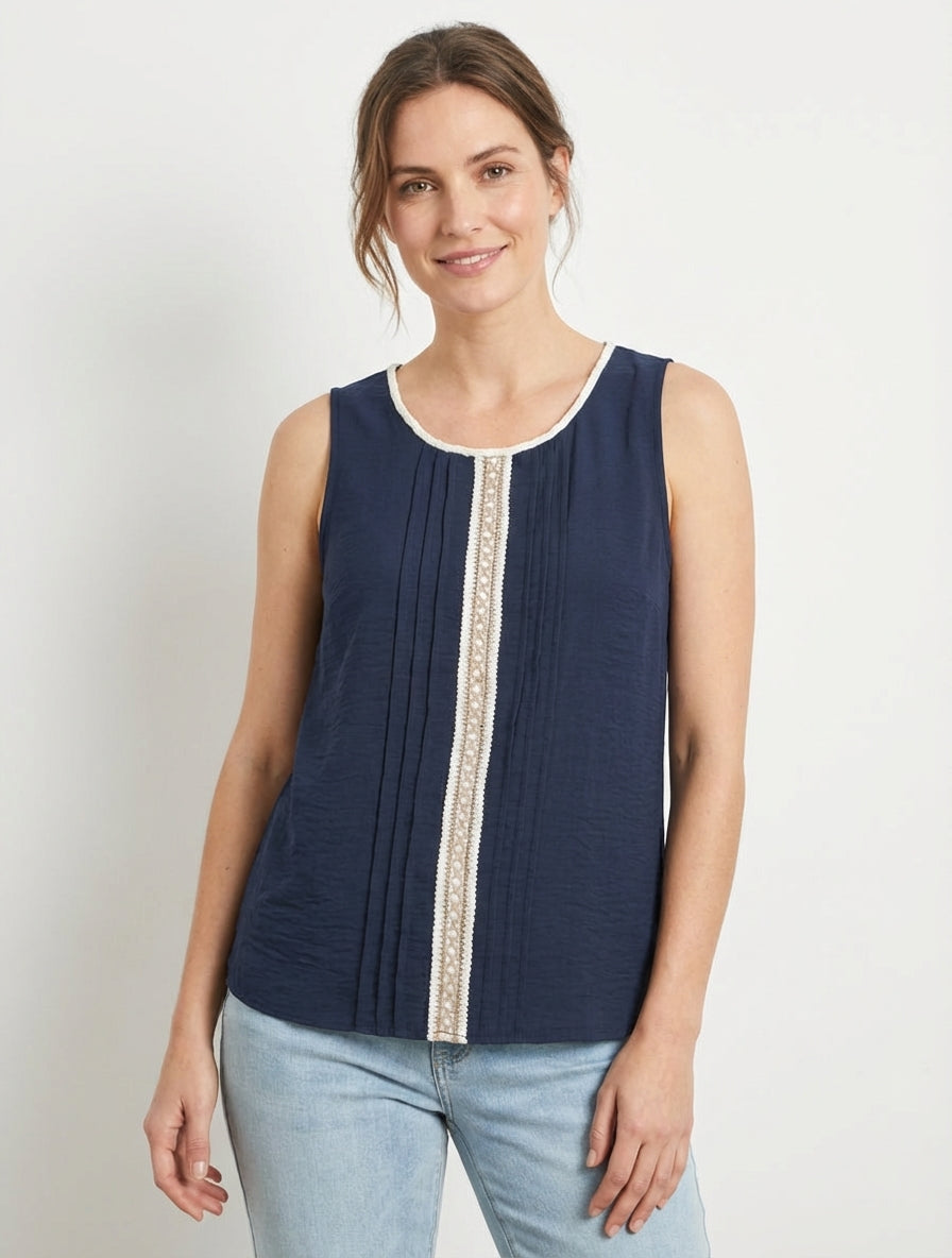 Ärmelloses Top mit Rundhalsausschnitt und Stickerei. - Marine