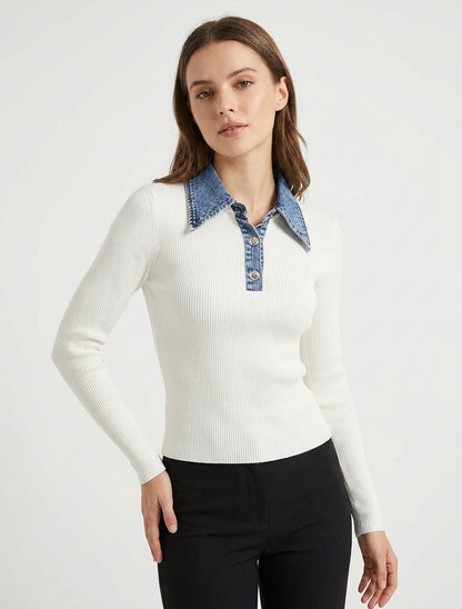 Feinstrickpullover mit Knopfkragen aus Jeansstoff - Ecru