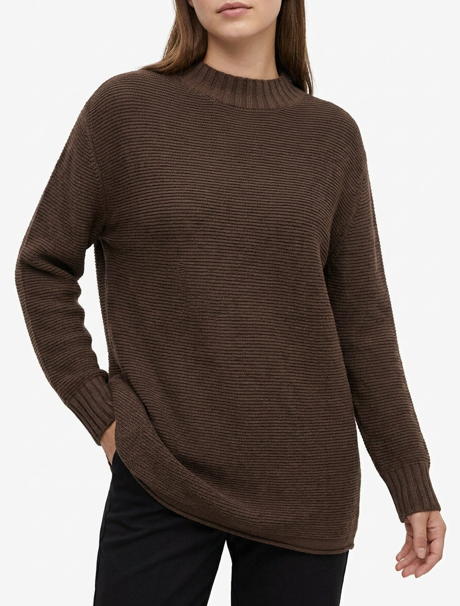 Weit geschnittener Pullover mit Stehkragen - Braun