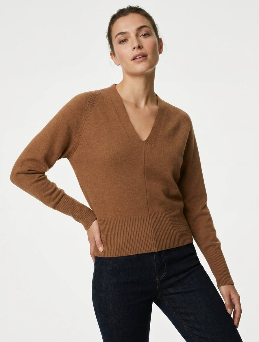 Einfarbiger V-Ausschnitt-Pullover - Kamel