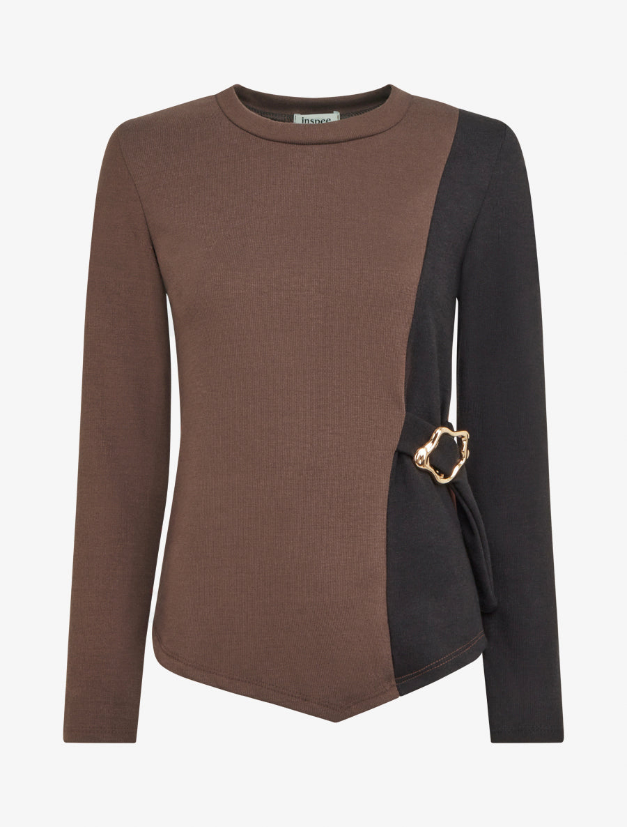 Pull fin bicolore à boucle décorative - Marron/noir - 1