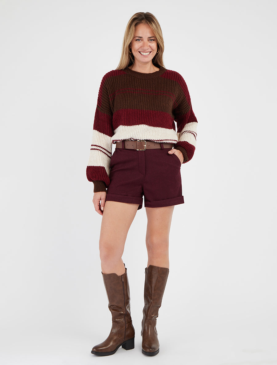 Shorts mit umgeschlagenem Saum und Zickzackmuster. - Bordeaux