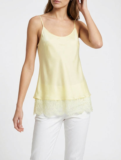 Satin-Camisole mit Spitzenkanten - Blassgelb