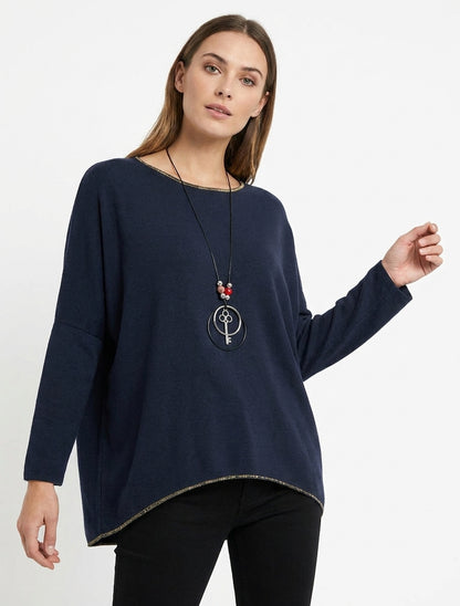 Einfarbiger Pullover mit Fledermausärmeln. - Marine