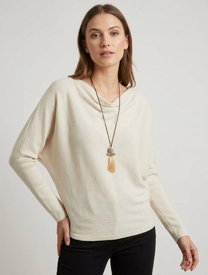 Feiner Pullover mit Fledermausärmeln und Wasserfallausschnitt - Beige