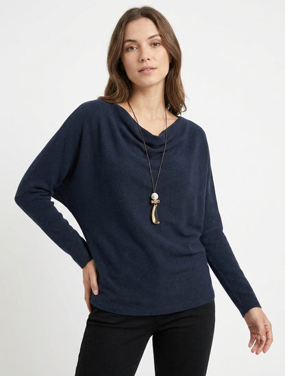 Feiner Pullover mit Fledermausärmeln und Wasserfallausschnitt - Marine