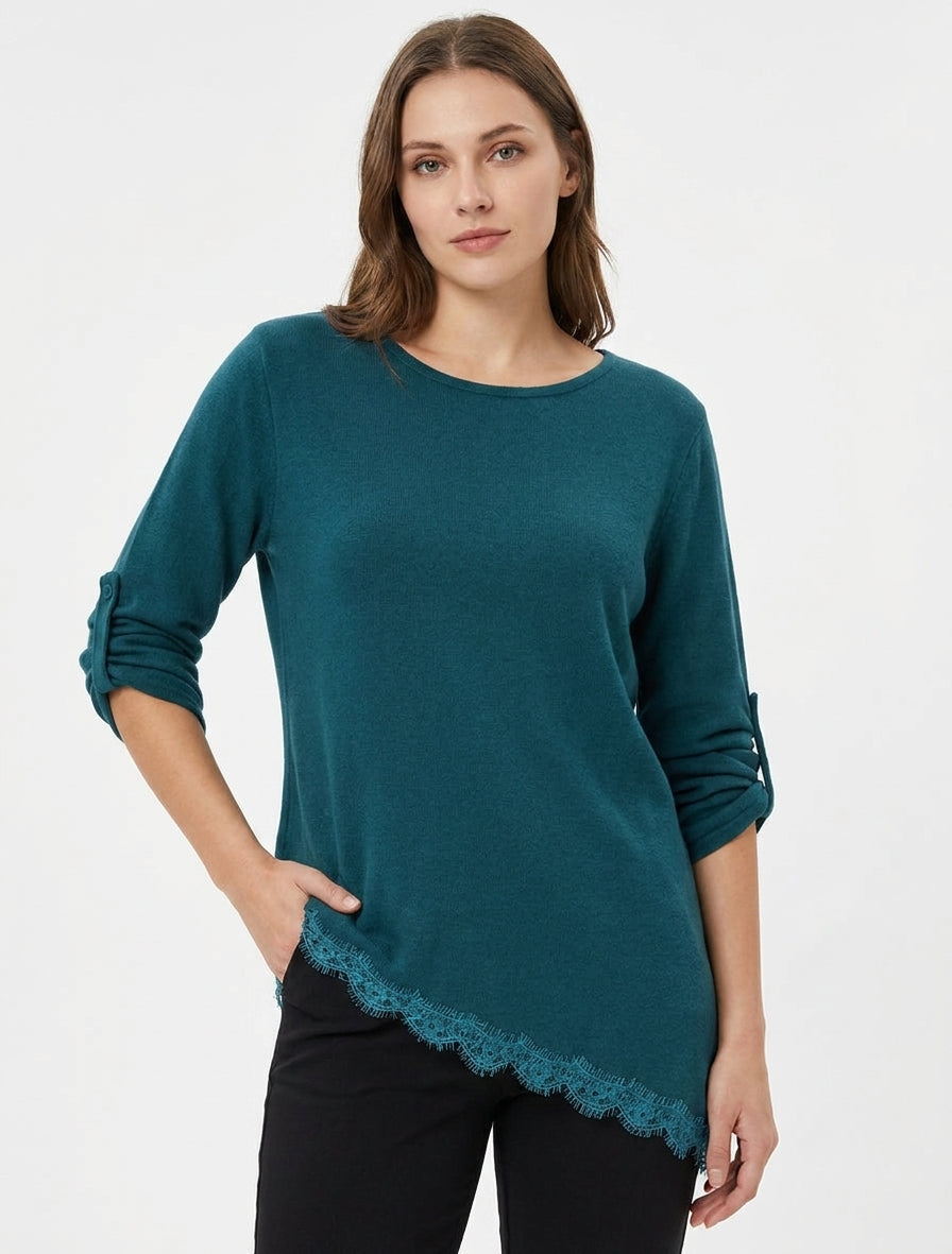 Asymmetrischer Pullover mit Spitzenbesatz - Entenblau