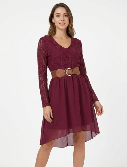 Ausgestelltes Kleid mit Spitzenoberteil - Weinrot