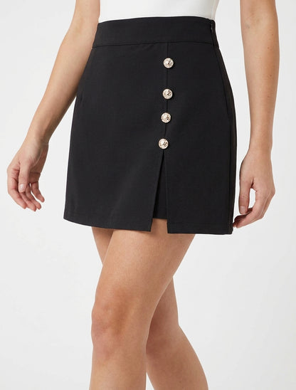 Rock-Short mit Schlitz und dekorativen Knöpfen - Schwarz
