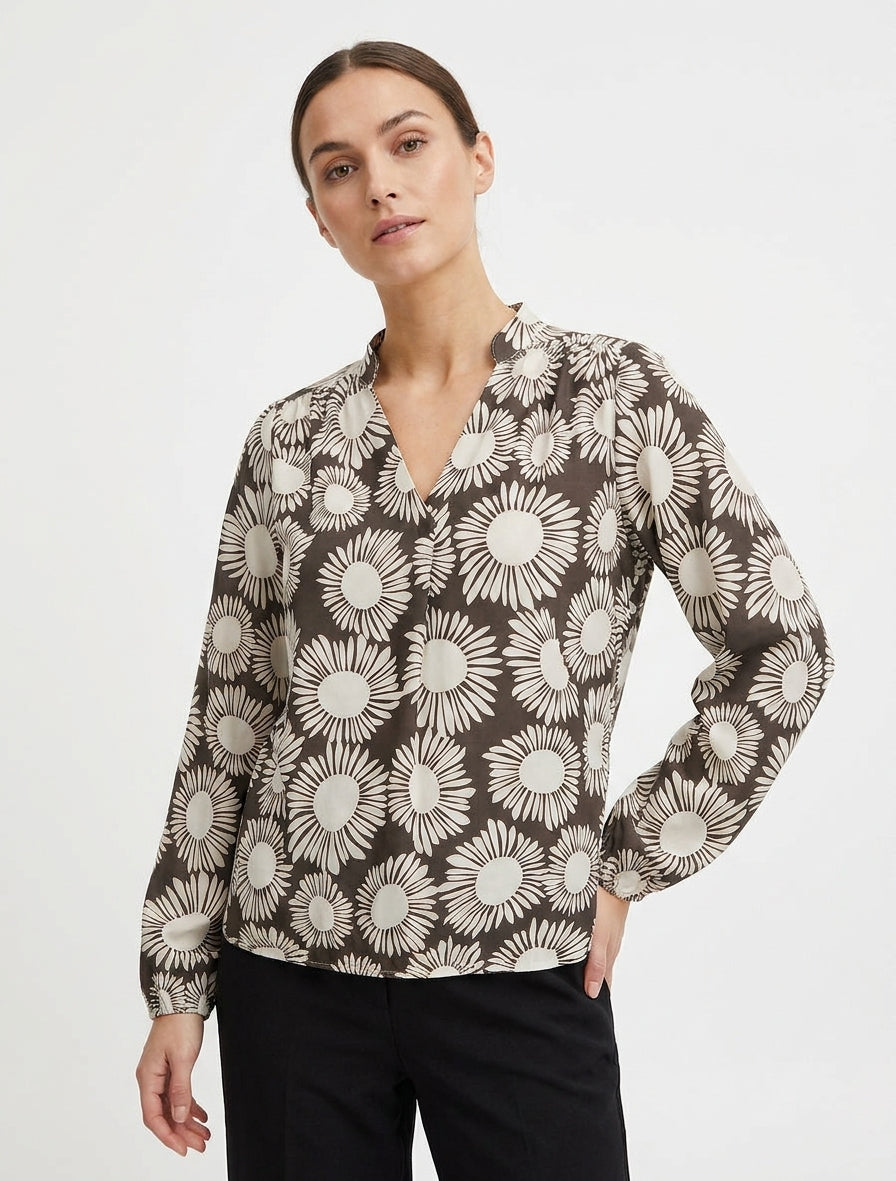 Bluse mit Blumenmuster und elastischen Bündchen. - Braun