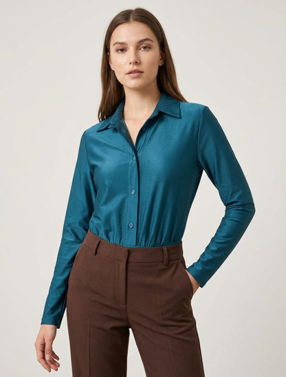 Satinierte Bluse im Hemdenstil - Entenblau