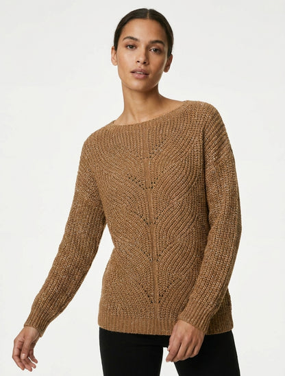 Gerader Pullover aus schimmerndem Strick mit U-Boot-Ausschnitt - Kamel