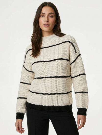 Gerader Pullover mit Stehkragen und Streifen - Ecru