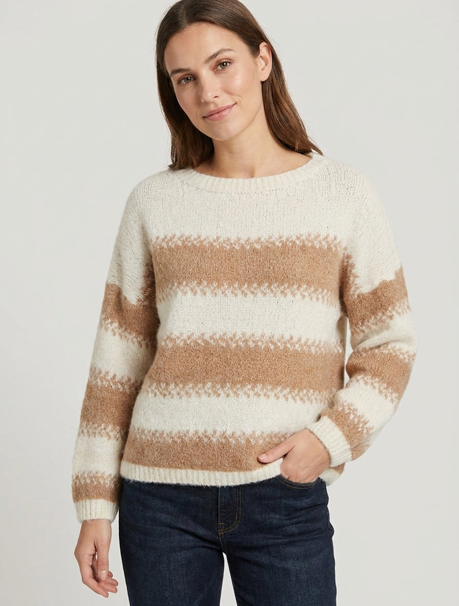 Weit geschnittener Pullover aus Wollmischung mit stilisierten Streifen - Kamel