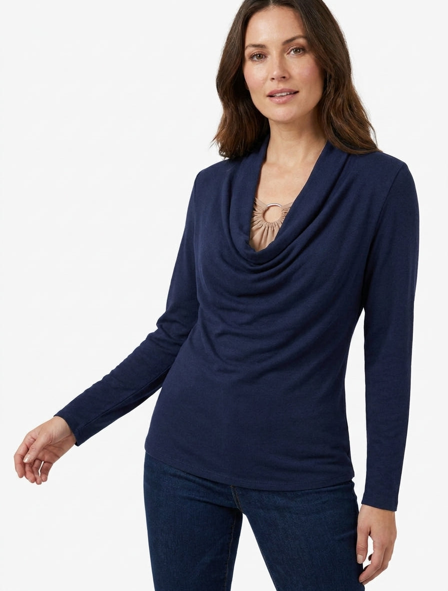 Gerader Pullover mit doppeltem Effekt, Wasserfallausschnitt und Schmuck. - Marine/Beige