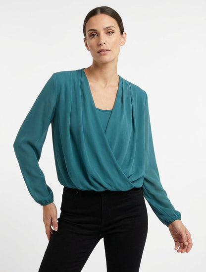 Top aus Voile mit Wickelausschnitt - Entenblau