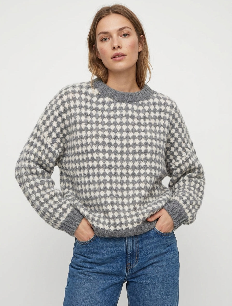Weit geschnittener Pullover aus Mohair-Mischung mit Schuppenmuster. - Grau